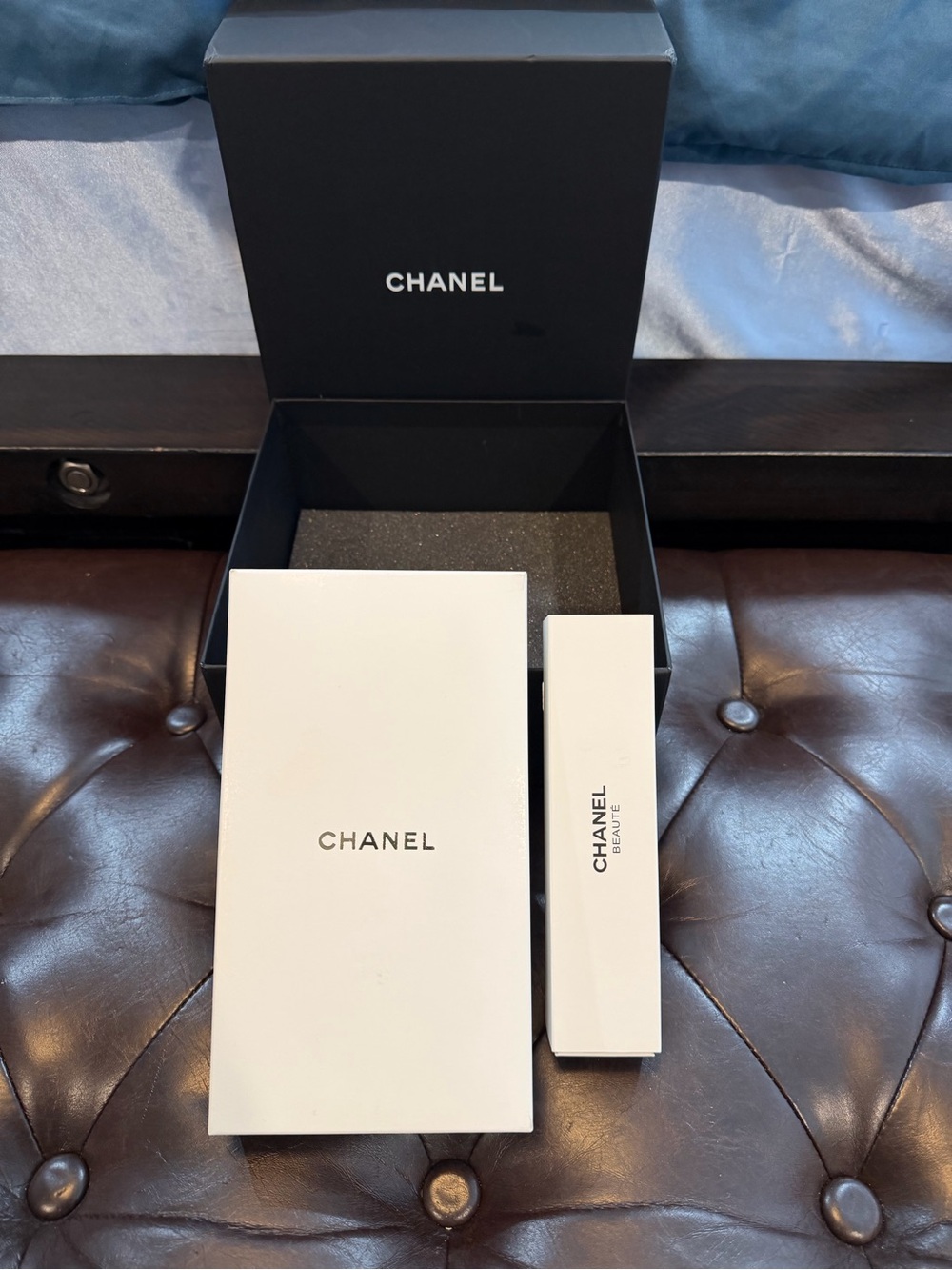 NIB CHANEL GWP Black Coco Crush faux learher Phone Case & NIB charm & gift box